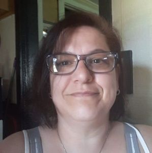 Meet your Posher, Kendra